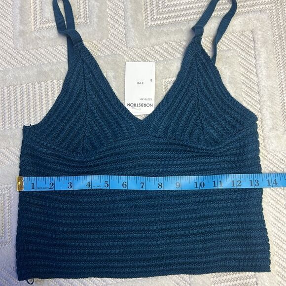 NORDSTROM - OLIVE AND OAK - Blue Knit Crop Tank Top - Picture 2 of 5